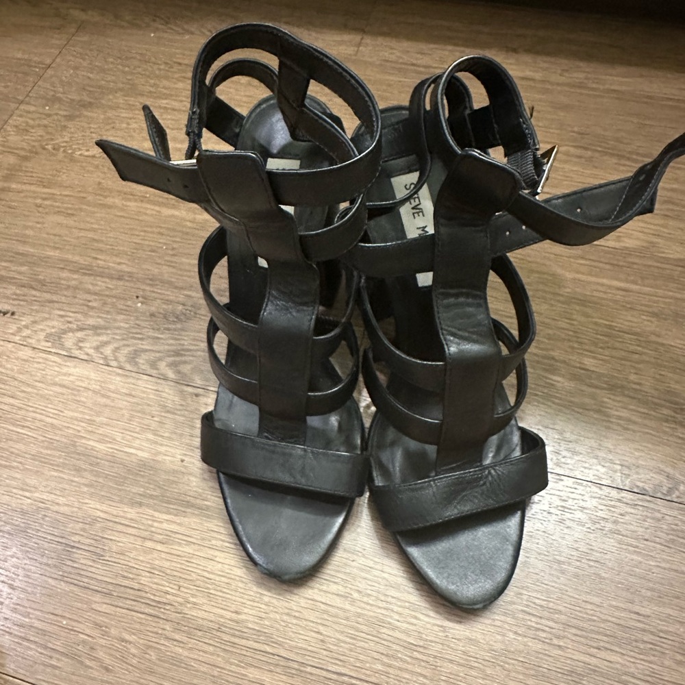 Black Steve Madden summer heels